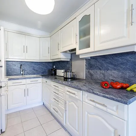 Feel - Cais De Pierlas *