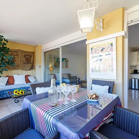 Feel - Cais De Pierlas