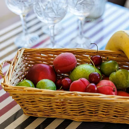 Feel - Cais De Pierlas Lägenhet Nice