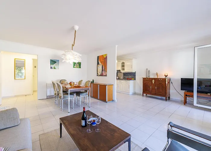 Feel - Cais De Pierlas Appartement
