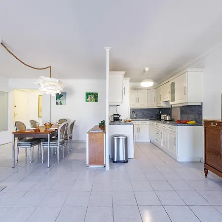 Appartement Feel - Cais De Pierlas